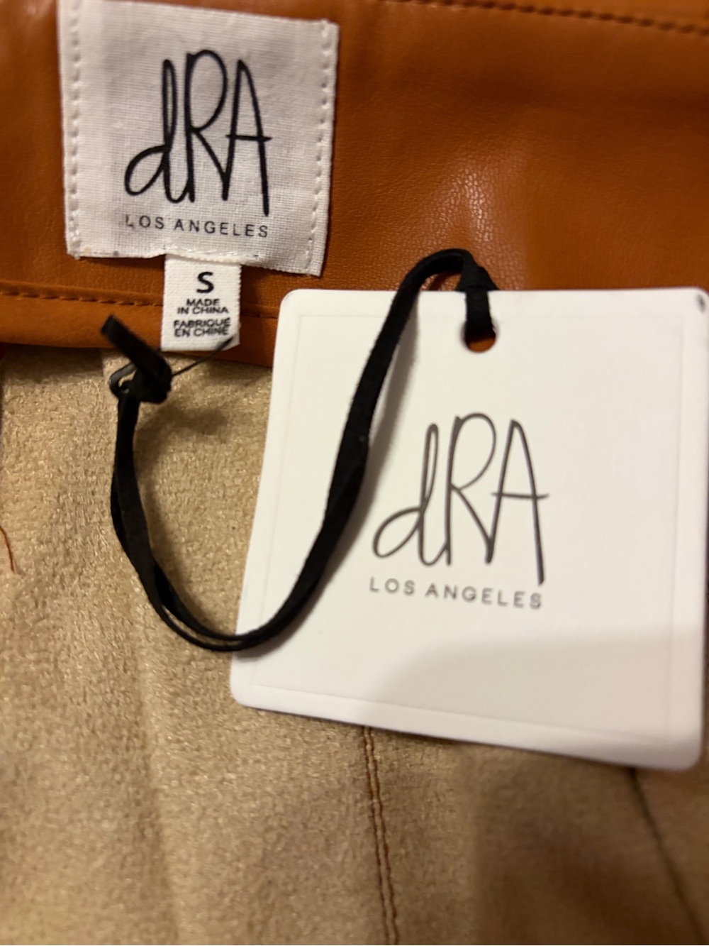 NWT Anthropologie dRA Pleated Faux Leather Mini Skirt Tan Size Small - Picture 4 of 5